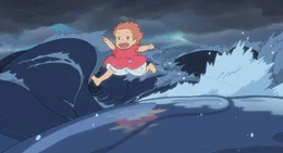 Ponyo sprintet auf den Wellenk&auml;mmen zu Sosukes Haus.