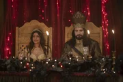 Marwa (Parisa Fakhri, l.); Nandor (Kayvan Novak, r.)