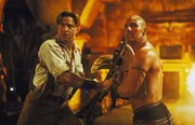 Gut gegen B&ouml;se: Chris (Brendan Fraser, l.) und Imhotep (Arnold Vosloo, r.) ...