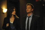 Wollen für ihr Umfeld das perfekte Paar sein: Barney (Neil Patrick Harris, r.) und Robin (Cobie Smulders, l.) ... Wollen für ihr Umfeld das perfekte Paar sein: Barney (Neil Patrick Harris, r.) und Robin (Cobie Smulders, l.) ...