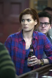 Laura (Debra Messing) und ihre Kollegen ermitteln im Milieu eines Eskortdienstes, um einen M&ouml;rder zu fassen ...