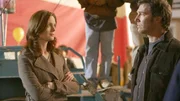 Nach vielen Jahren sieht Brennan (Emily Deschanel) ihren Bruder Russ (Loren Dean) wieder. Weiss er, was damals mit ihren Eltern passiert ist?