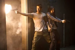 Ist Douglas (Colin Farrell, l.) ein &uuml;bergelaufener Top-Agent, der mit der Rebellenk&auml;mpferin Melina (Jessica Biel, r.) gemeinsam gegen den skrupellosen Machthaber Cohaagen k&auml;mpft oder ist alles nur ein Traum?