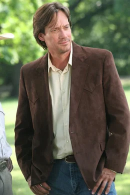 Kevin Sorbo als Nick Prescott
