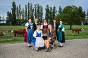 Gruppenbild der Landfrauen: (hinten, v.l.) Aurelia Nauer, Johanna Goillod, Agnes H&uuml;gli, Conny Berger, Larissa Jegen; (vorne, v.l.) Rahel Baumann, Fr&auml;nzi Mori