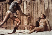 Der Sklave Spartacus f&uuml;hrt eine heftige Revolte gegen die dekadente r&ouml;mische Republik.