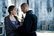 Folge 9: Die Hure des K&ouml;nigs? (The Battle Of Bardon Pass) Ygrain (Claire Forlani) und Merlin (Joseph Fiennes) wollen Morgan zur Rede stellen.