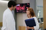 DOC – Es liegt in deinen Händen Staffel 2 Folge 14 Liegen im Streit: Pierpaolo Spollon als Dr. Riccardo Bonvegna, Silvia Mazzieri als Dr. Alba Patrizi DOC – Es liegt in deinen Händen Staffel 2 Folge 14 Liegen im Streit: Pierpaolo Spollon als Dr. Riccardo Bonvegna, Silvia Mazzieri als Dr. Alba Patrizi