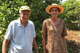 Zitronenbauern in 3. Generation: Dora Morcati und ihr Vater.