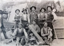 Holzarbeiter aus dem Cadore 1925.