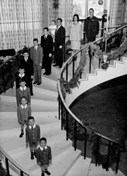 Hinter der perfekten Fassade lauern Schweigen, Scham und Ausgrenzung: Die Familiengeschichte der Galvins ist Forschungsfall und Trag&ouml;die zugleich.