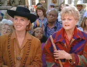 Jessica Fletcher (Angela Lansbury) besucht ihre alte Freundin Susan Lindsay (Mariette Hartley) in New Mexiko. Sie arbeitet dort als Malerin.