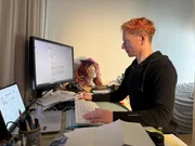 Dragqueen Markus alias Vicky Voyage hat Hass im Netz und gezielte Morddrohungen erlebt.