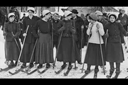 SRF DOK: Die Ski-Saga
Frauen nahmen sich das Recht heraus, ebenfalls Skier anzuschnallen.
SRF