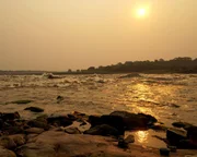 Flussabw&auml;rts von Kinshasa erreicht der Kongo die Livingstonef&auml;lle: Sie sind die wasserreichsten Stromschnellen der Erde.