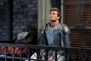 Derek Theler (Danny). Derek Theler (Danny).