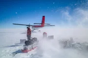 &Uuml;ber 50 Jahre nach Schlie&szlig;ung von Camp Century brachte eine Expedition im Juli 2017 ein internationales Team von Glaziologen an die Stelle, wo die unterirdische Siedlung einst lag. Sie sollen die Qualit&auml;t des Polarkreises bestimmen und auf Gefahren durch R&uuml;ckst&auml;nde der alten Milit&auml;rsiedlung untersuchen.