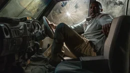 Idris Elba als Dr. Nate Samuels
