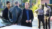 Delko (Adam Rodriguez, l.) und Horatio (David Caruso, M.) nehmen einen Verdächtigen fest, doch ist er wirklich Courtneys Mörder? Delko (Adam Rodriguez, l.) und Horatio (David Caruso, M.) nehmen einen Verdächtigen fest, doch ist er wirklich Courtneys Mörder?