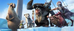 Ungl&uuml;cklicherweise ger&auml;t Scrat (4.v.l.) in die H&auml;nde einer bitterb&ouml;sen Piratenbande (v.l.n.r.): Flynn, Squint, Shira, Captain Gutt, Silas, Dobson und Raz.