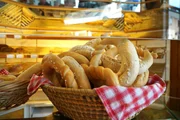 Frisch gebackene Fastenbrezen der B&auml;ckerei Binggl