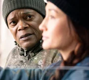 Moody (Samuel L. Jackson) hat Anna (Maggie Q) zur Auftragsm&ouml;rderin ausgebildet.