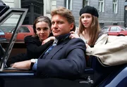 Nicolin Kunz (Angela), Rainhard Fendrich (Fr&ouml;hlich), Julia Lerch.