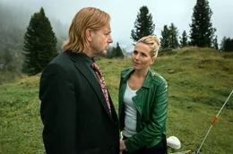 Zwischen Piet (Heino Ferch) und Veronika (Tanja Wedhorn) kommt es zur Aussprache.