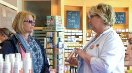 Kunden und Beratungsgespräche sind nach wie vor eine wichtige Säule im Apothekengeschäft.