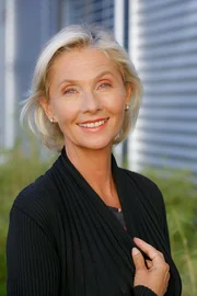 Wookie Mayer (Bettina Reimers).