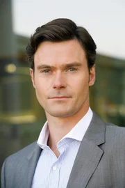 Martin Kaps (Karl-Friedrich Hubachner).