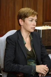 Wheeler (Julianne Nicholson) rollt einen alten Mordfall auf: 1992 wurde ein Mann und seine schwangere Frau bei einem Raub&uuml;berfall erschossen. Nach mehreren Jahren stellt sich heraus, dass statt des T&auml;ters, ein Unschuldiger verurteilt wurde.