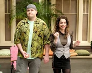 Noah Munck (&sbquo;Naked&lsquo; Rob Smith), Beth Triffon (Joanne Schwartz).