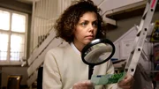 Ein falscher Hunderter! Jans Kollegin Judith (Viola M&uuml;ller) setzt ihn auf die Fahndungsliste.