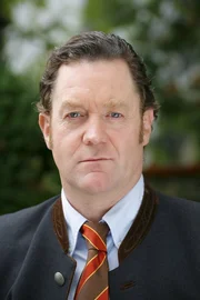 Jürgen Tonkel (Karl Schretzmayer). Jürgen Tonkel (Karl Schretzmayer).
