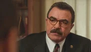 Frank Reagan (Tom Selleck).