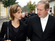 Thomas (Harald Krassnitzer) und Johanna (Carin C. Tietze) rechnen ihre gescheiterte Ehe ab.