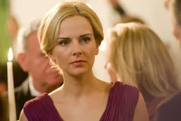 Denise Zich (Isabelle Tanner).