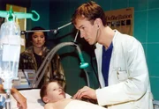 Der f&uuml;nfj&auml;hrige Tim (Tim Hahn) wird auf Verdacht einer Tablettenvergiftung von Dr. Achim Kreutzer (Holger Daemgen) behandelt. Seine Mutter (Ina Bleiwei&szlig;) gibt an, sie wisse nicht, was ihr Sohn zu sich genommen hat. Doch Achim glaubt ihr nicht.