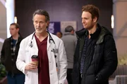 l-r: Dr. Dean Archer (Steven Weber), Dr. Will Halstead (Nick Gehlfuss) l-r: Dr. Dean Archer (Steven Weber), Dr. Will Halstead (Nick Gehlfuss)