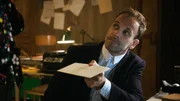 Sherlock Holmes (Jonny Lee Miller)