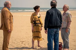Fritzi (Miriam Maertens, Mitte) und Peter (Rainer Bock, 2. v. re.) versuchen den Streit zwischen Helmut (Karl Fischer, li) und Edgar (Bernhard Sch&uuml;tz) zu schlichten.
