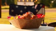 In den USA findet man die bizarrsten Food-Trends. Einer davon: Bratwurst mit Gummib&auml;rchen ...