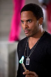 Macht aus "Katniss - Das M&auml;dchen, das in Flammen steht": Stylist Cinna (Lenny Kravitz) ...