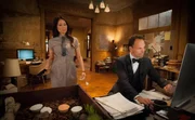 Ein Mord an zwei M&auml;nnern, die sich zum Verwechseln &auml;hnlich sahen, f&uuml;hrt Holmes (Jonny Lee Miller, r.) und Watson (Lucy Liu, l.) in die Welt der Gesichtserkennungs-Technik ...