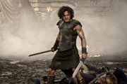 17 Jahre nachdem der Kelte Milo (Kit Harington) durch Rom seine Familie und seine Freiheit verlor, bekommt er als Gladiator in Pompeii die Chance, sich an den M&ouml;rdern seines Volkes zu r&auml;chen ...