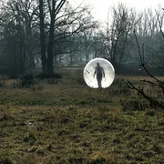 Einsamkeit f&uuml;hlt sich an, wie abgeschieden.