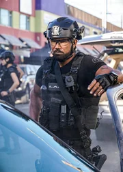 Sergeant Daniel 'Hondo' Harrelson (Shemar Moore)