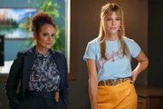 Scharfe Beobachterinnen, v.lli.: Judy Reyes als Selena Soto, Kaitlin Olson als Morgan Gillory