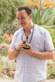 Doctor Randy (Steve Valentine)